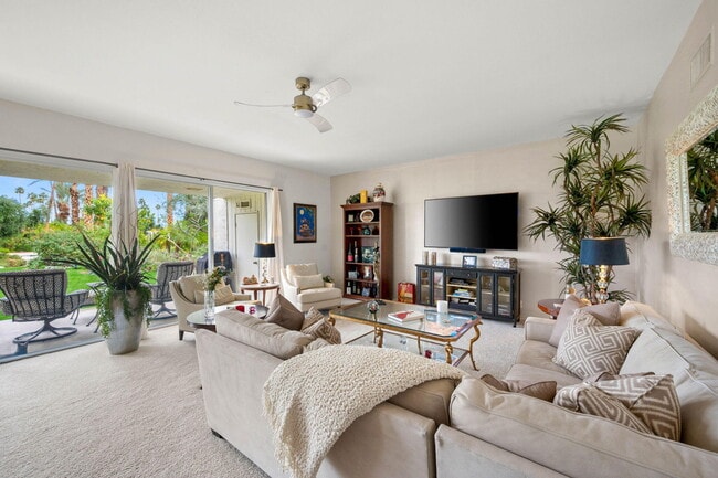 Photo - 45690 Pawnee Rd