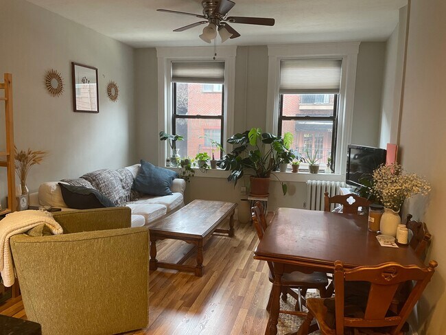 218 Hanover St Unidad 4