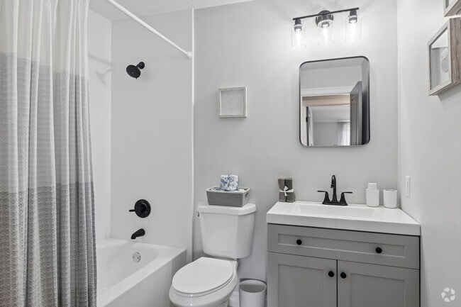 2 habitaciones, 1 baño - 850 pies cuadrados - Baño