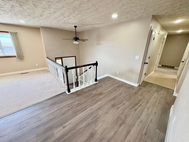 Photo - Large 3 bedroom house in the Heights! (Items will be removed)