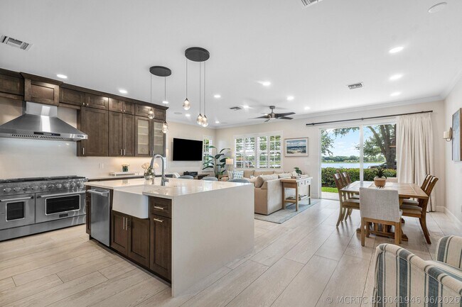 Photo - 550 Tomahawk Ct
