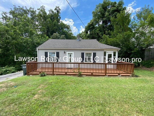 Building Photo - Two Bedroom Home In Salem with Spacious Ya...