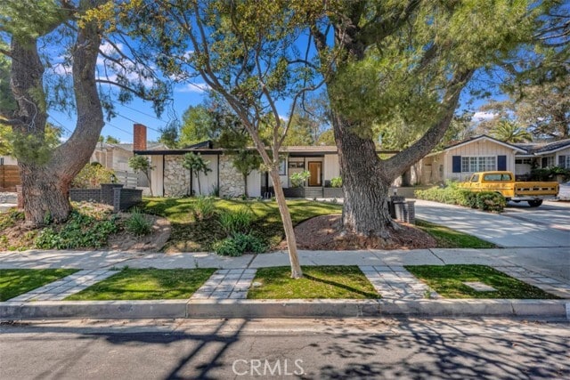 9425 McLennan Ave.
