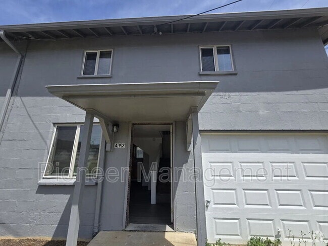 Building Photo - 452 Alder St Unit 492 Rental