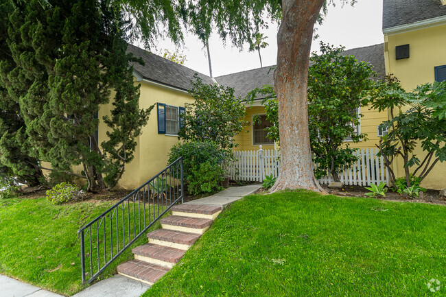 Building Photo - 1103 Graynold Ave Rental