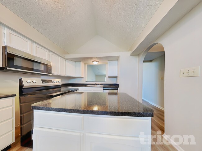 Photo - 1224 Stradford Ct