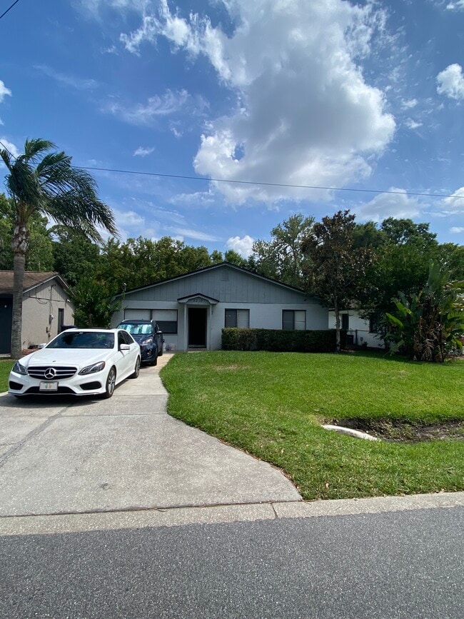 Front of house - 5210 Sunrise Blvd Rental
