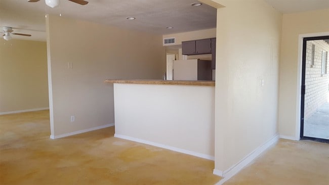 Photo - 890 Palo Verde Dr