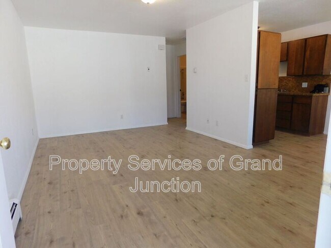 Photo - 3292 Lombardy Ln Unit C