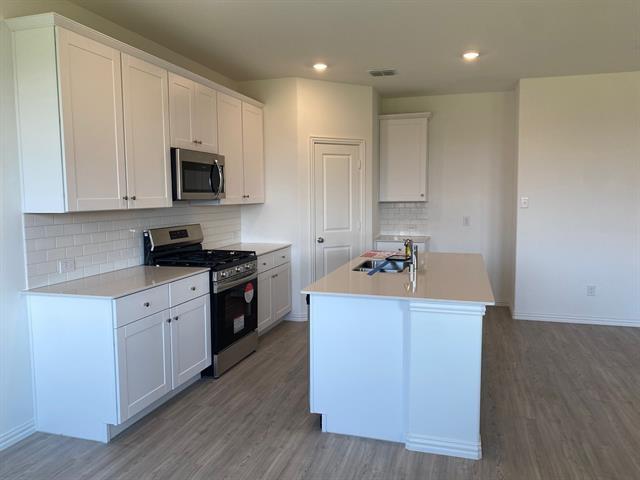 1308 Rousseau Dr