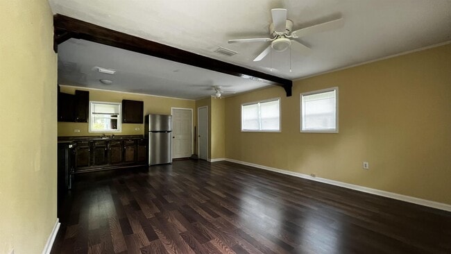 Photo - 42620 Nicholsville Rd