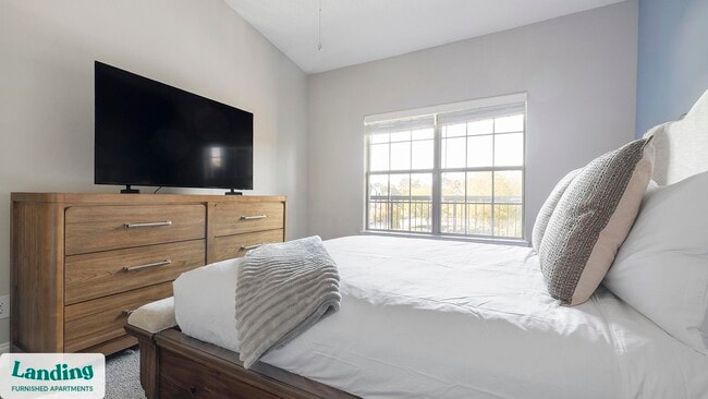 Photo - 100 Crossing Blvd Unit 706