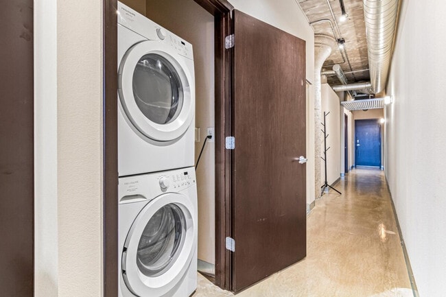 Photo - 606 N Washington Ave Unit ID1468093P