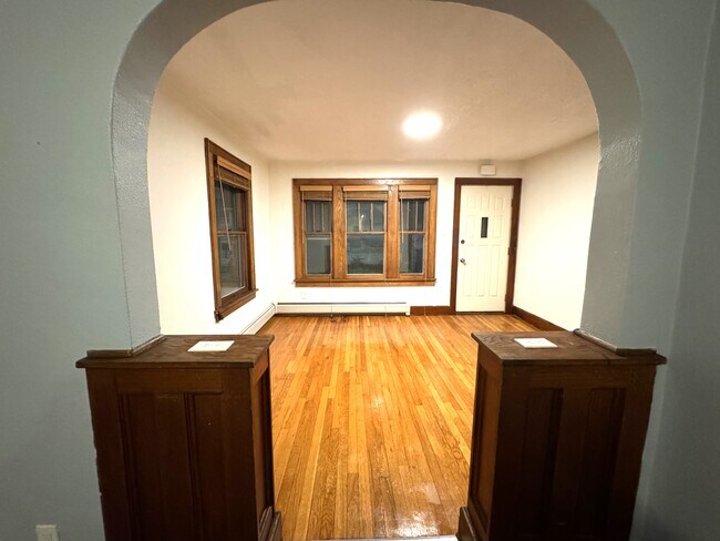 Photo - 214 Oak Hill Ave Apartments Unit 1