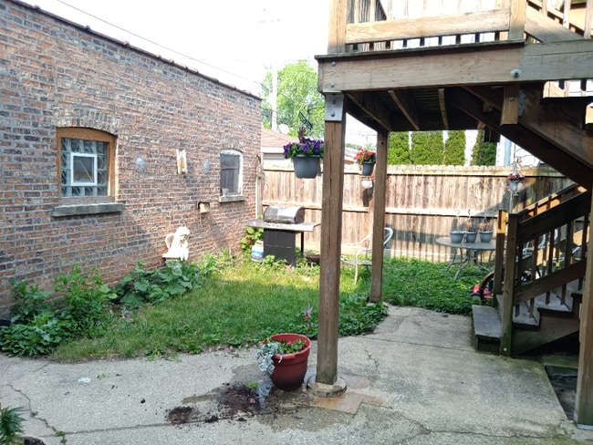Photo - 3243 N Lockwood Ave Apartment Unit 2