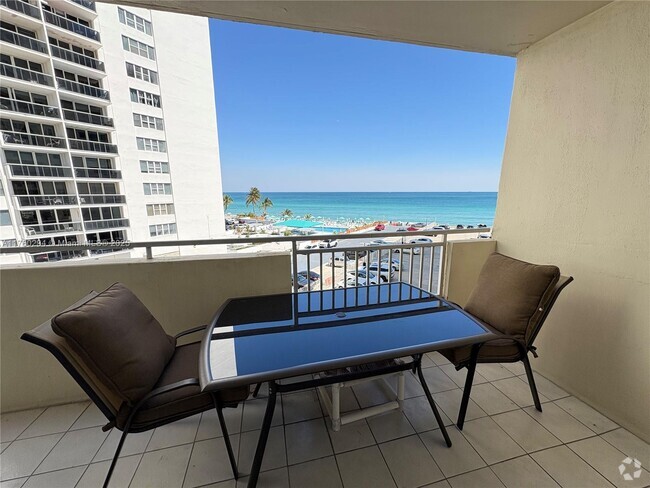 Building Photo - 3180 S Ocean Dr Unit 402 Rental