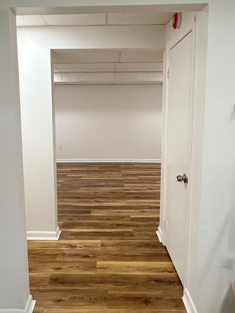 Photo - "Charming 3-Bedroom Apartment in Mechanics...