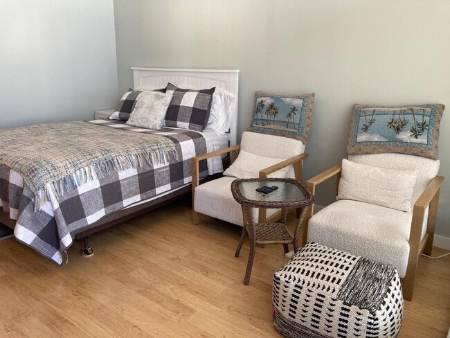 Building Photo - Hampton, Nh Unit 43