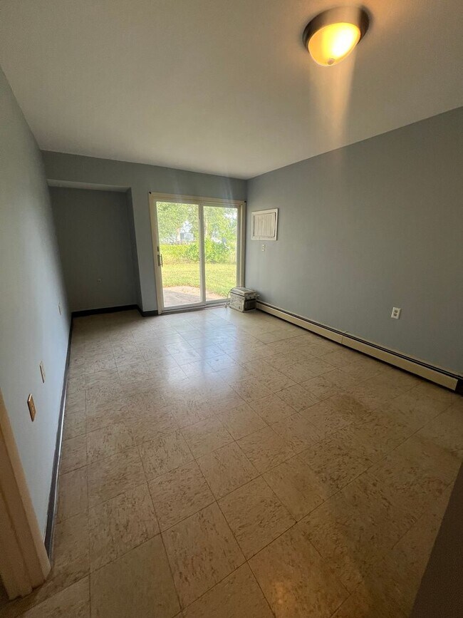 Photo - 103 Chestnut St Unit 103 West Chestnut  D