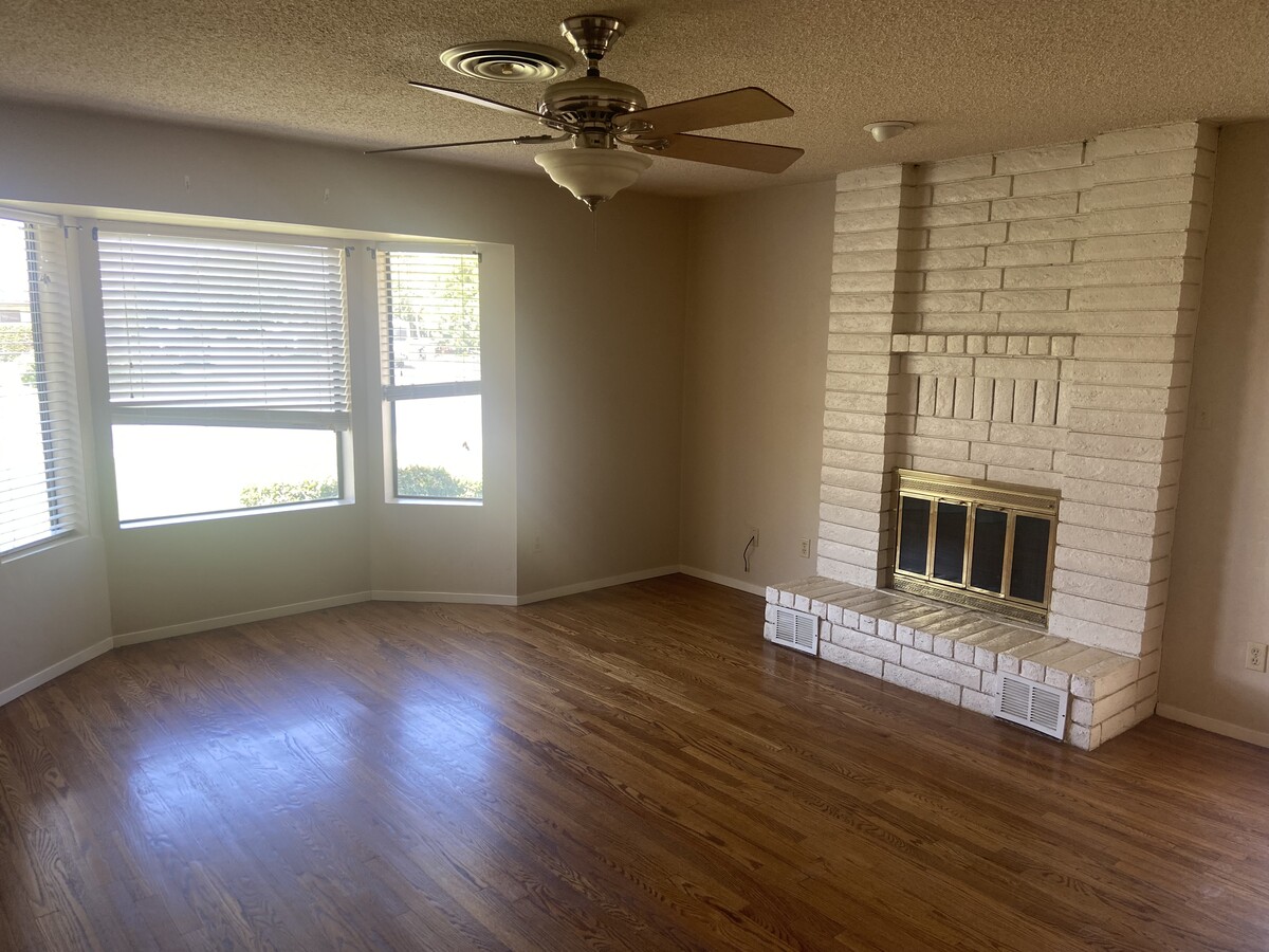 Photo - 6017 Amber Oaks Ave