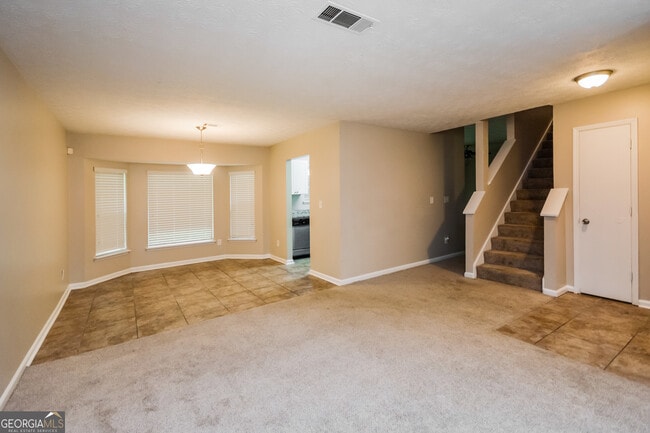 Photo - 2050 Downs Pl