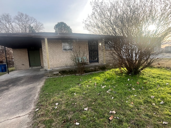 Photo - 3116 Gribble St