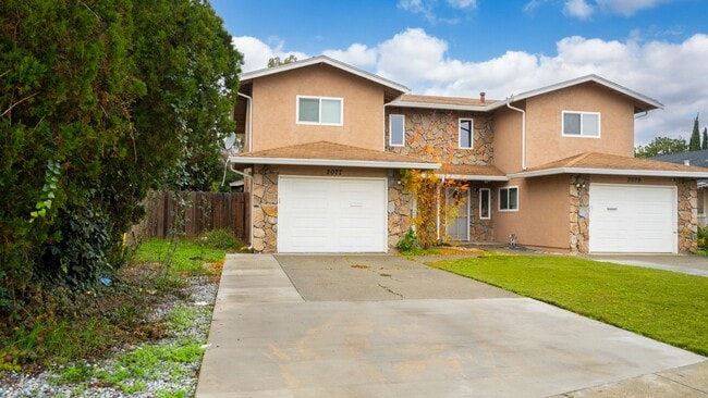 Photo - 2 STORY DUPLEX LOCATED IN FAIRFIELD