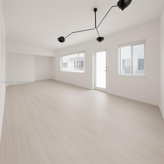Photo - 1110 Venetian Way Unit 2B