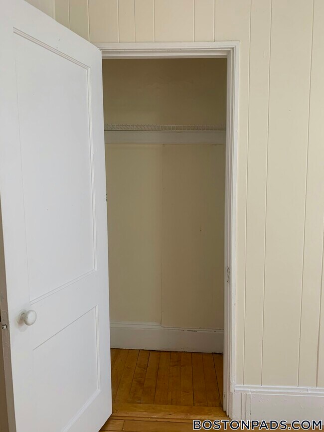 Photo - 437 Cambridge St Unidad 23