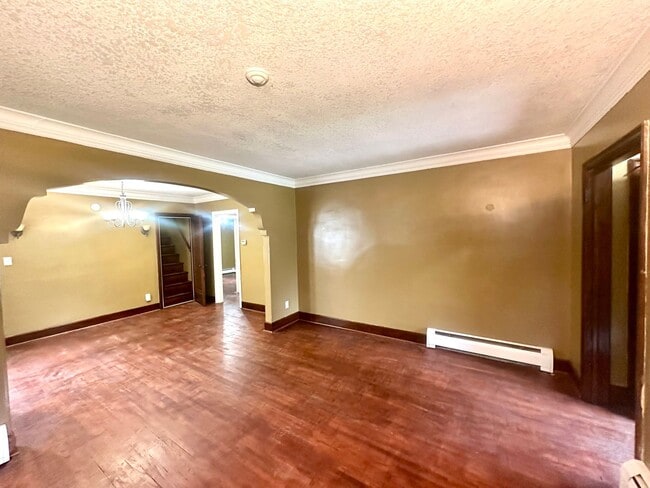 Photo - Charming 3 Bedroom Single Family Home Available Now!!