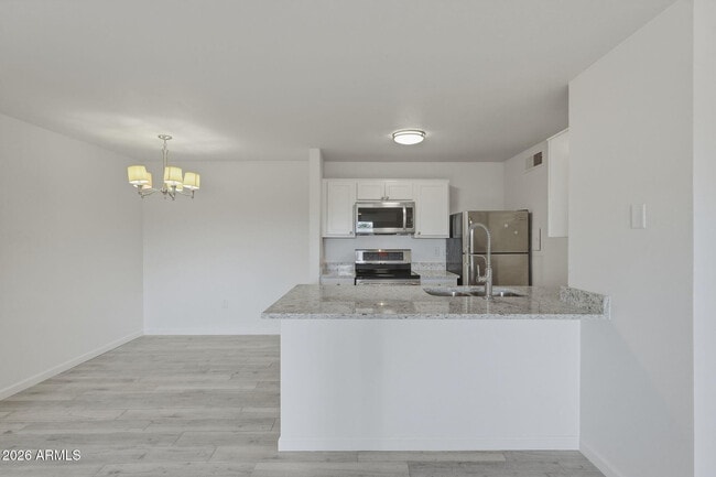 Photo - 8055 E Thomas Rd Unidad B107