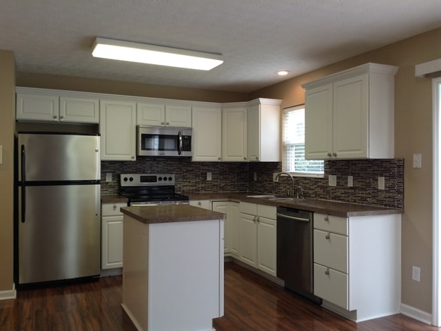 Photo - 6505 Semmes Ln