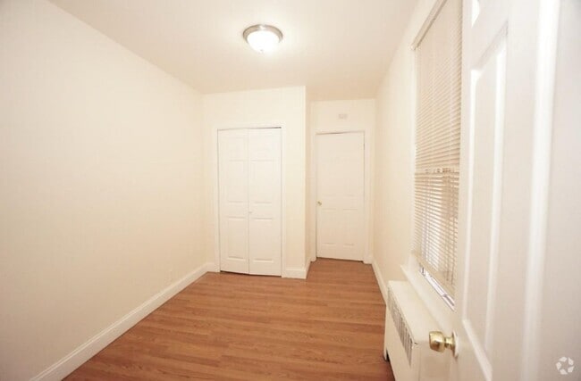 Building Photo - 87 Wales Ave Unit 5 Rental