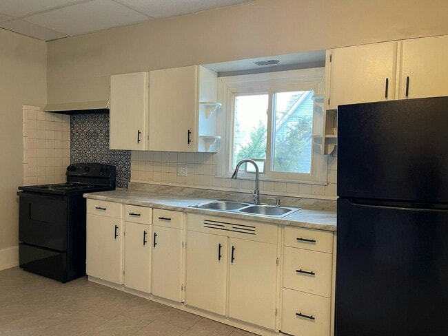 Photo - 525 Wayne Ave