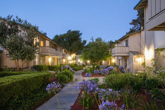 Campbell West Apartments