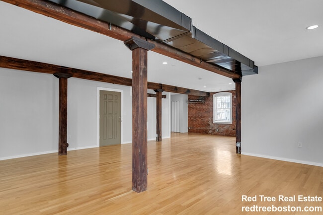 Photo - 14 Meehan St Unit 2