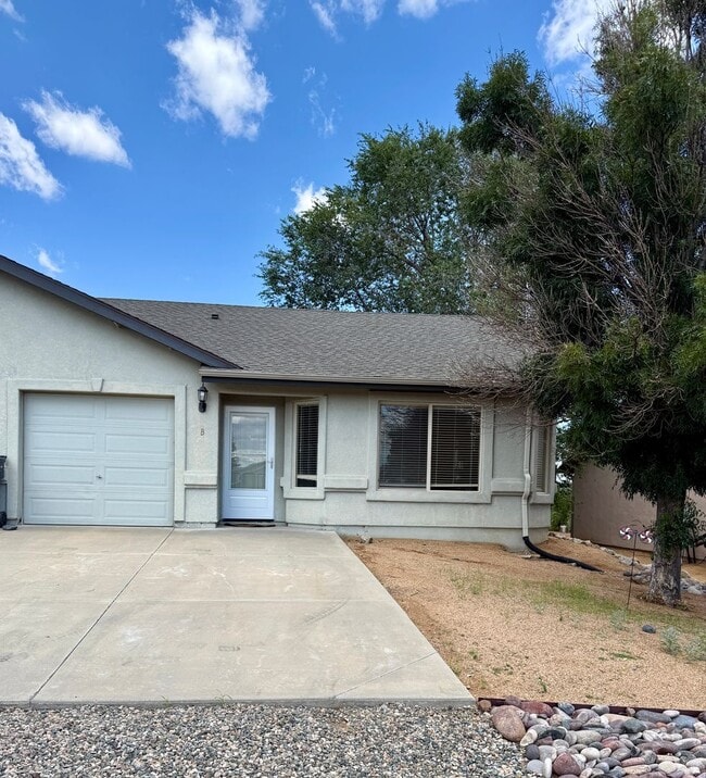 Building Photo - PM16-00401K: Horseshoe Unit B Rental