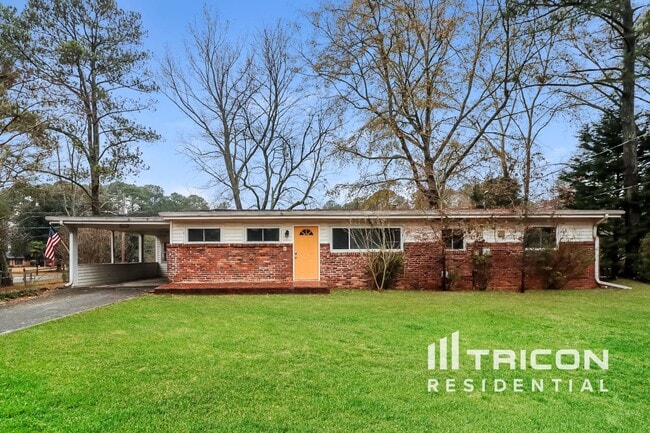 Building Photo - 5102 Lakewood Dr Rental