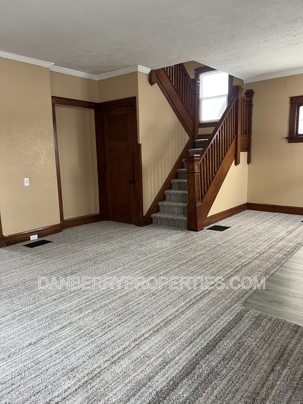 Photo - 2416 Lawton Ave