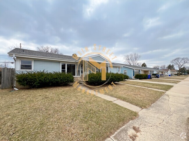 Building Photo - 623 E Longview Dr Unit 625 Rental