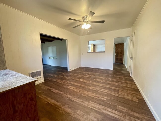 Photo - 6721 Rhododendron Ave