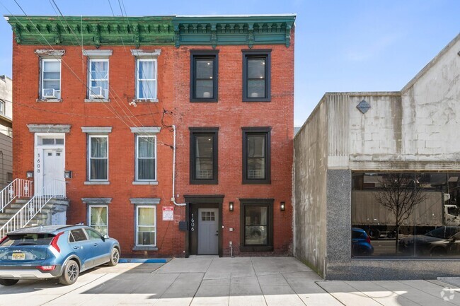 Building Photo - 1606 Palisade Ave Rental