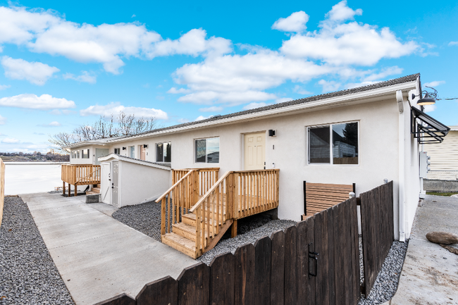 Photo - 3013 W Lakeside Dr Condo Unit 3