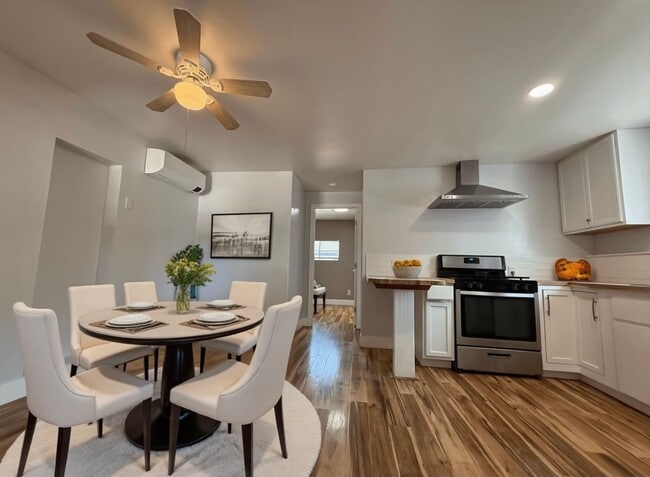 Building Photo - **For Rent: 2-Bedroom Home in Carmichael**