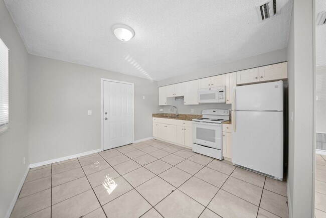 Photo - 5537-5539 10th Ave Unit 5537 10th Ave