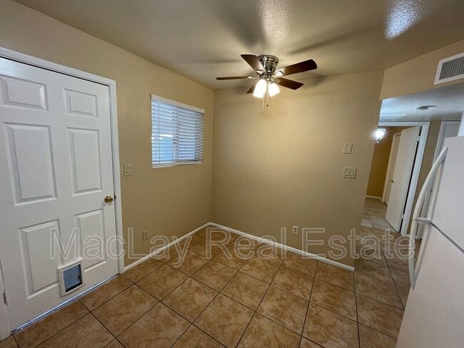 Photo - 841 E Fountain St