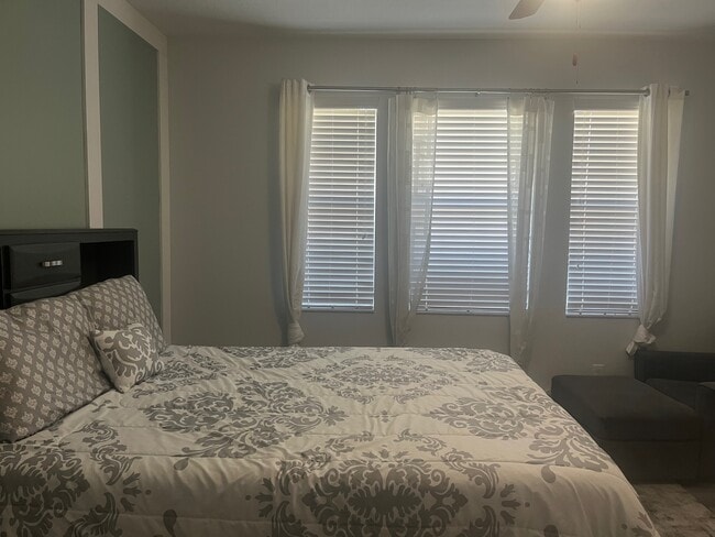 Photo - 6357 Shore Vista Pl