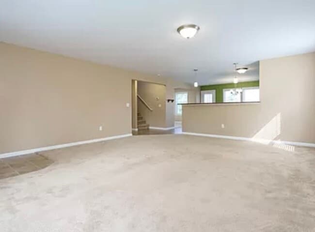 Photo - 4 Bedroom House Available August In Gilmor...