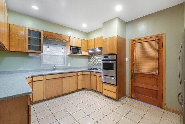 Photo - 5434 W Wrightwood Ave