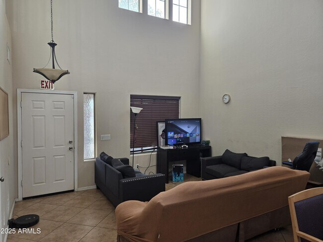 Photo - 8814 W Magnolia St